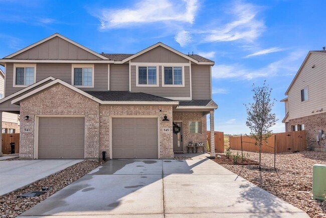Foto del edificio - 545 White Steppe Way