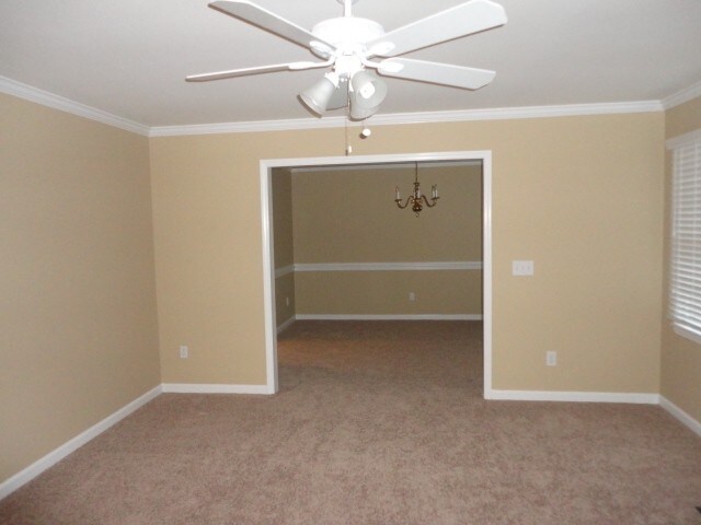 Foto del edificio - 5502A Garden Lake Drive
