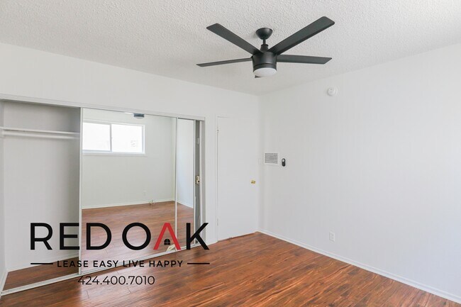 Foto del edificio - 4061 McLaughlin Ave