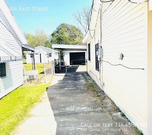 Building Photo - 3454 East St
