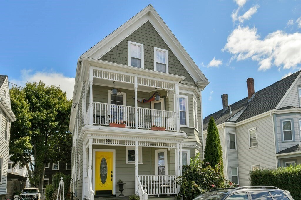 Primary Photo - 39 Sagamore St