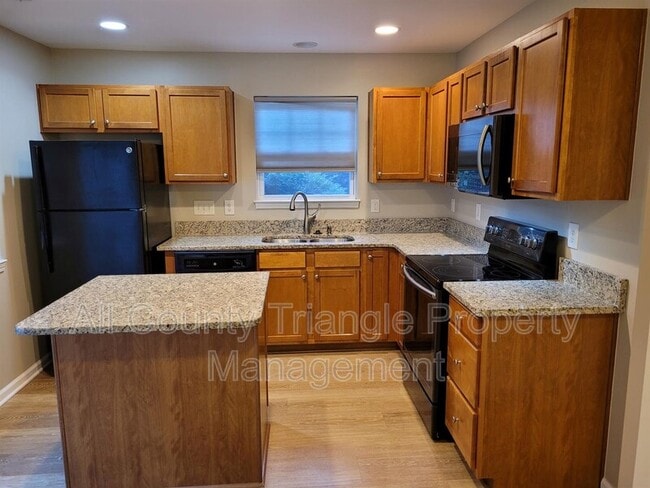 Building Photo - 317 Port Haven Dr