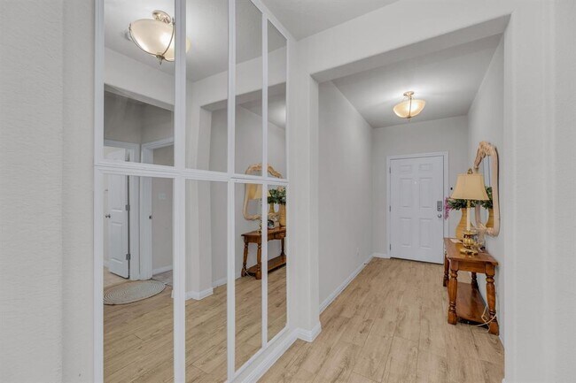 Foto del edificio - 13008 Texana Trl