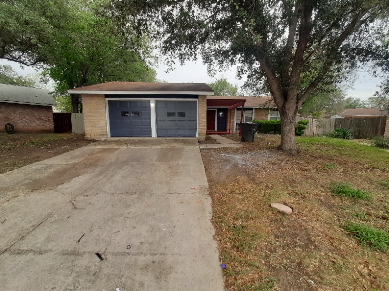 Primary Photo - 5810 Lake Chap St