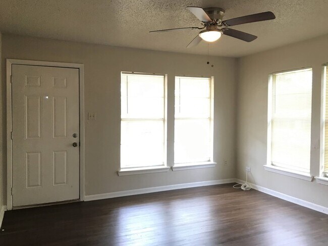Building Photo - 1810 N. Gray St- 2BD, 1BA, Tucked Away!