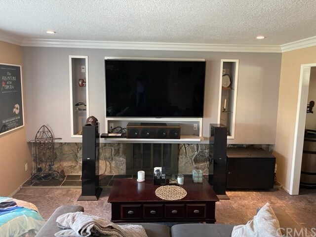 Foto del edificio - 425 Hillcrest Ave