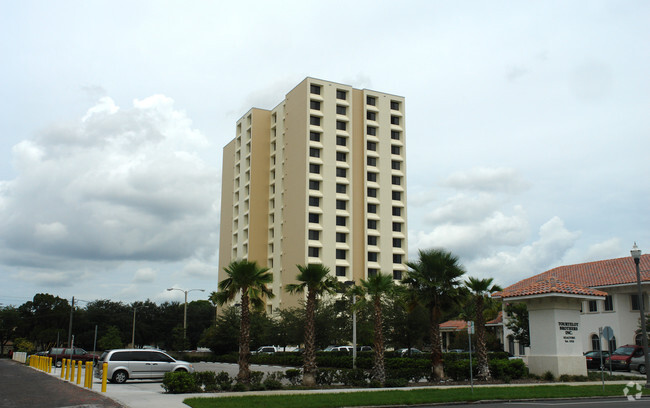 Building Photo - Peterborough Apartments