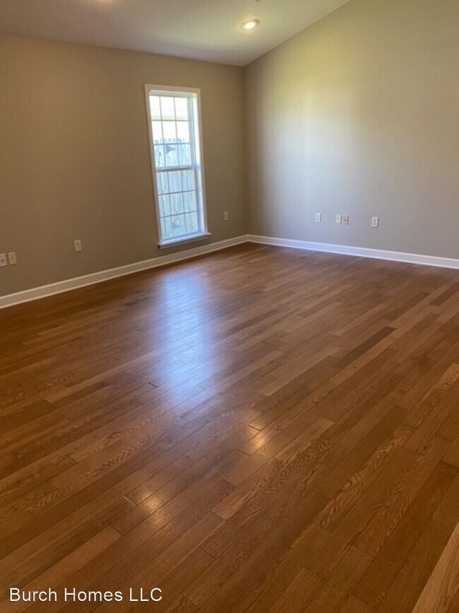 Building Photo - 3 br, 2 bath House - 3400 Preakness