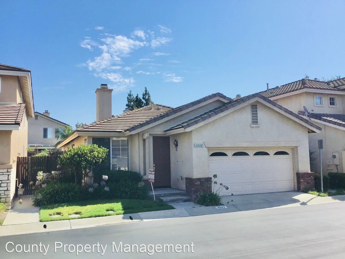 Primary Photo - 3 br, 2 bath House - 4547 Paseo Girasol