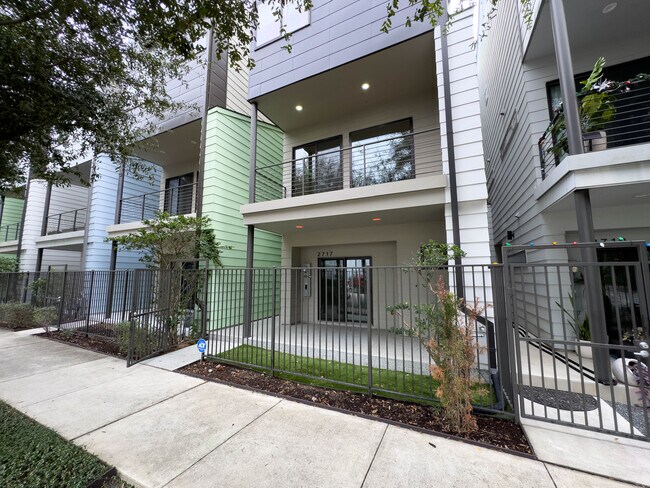 Foto del edificio - 2717 St Emanuel St