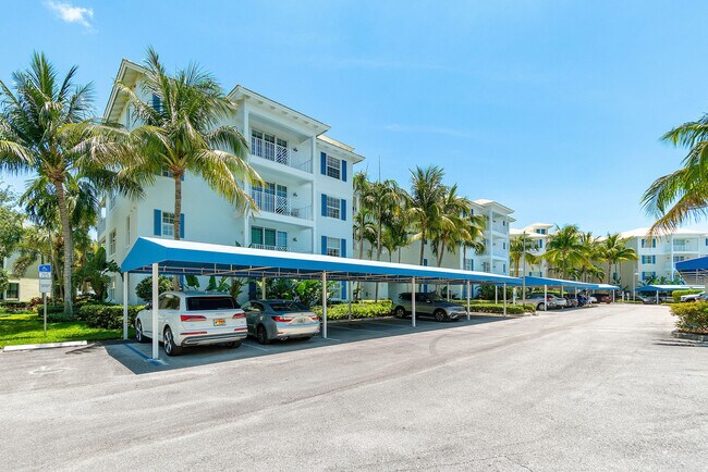Building Photo - 342 Bay Colony Dr N