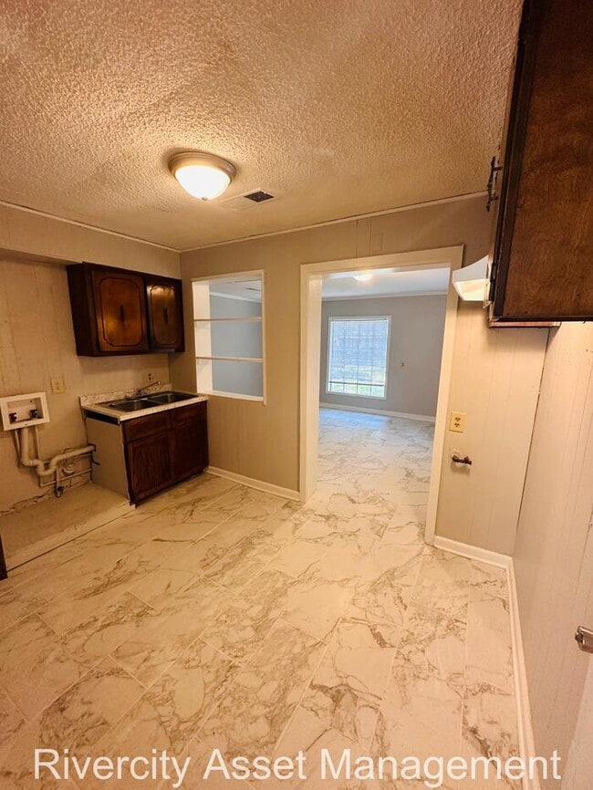 Foto del edificio - Gorgeous Berclair Home!!!!!! Section 8 Wel...