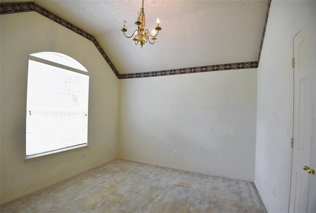 Foto del edificio - 9700 Summer Dr