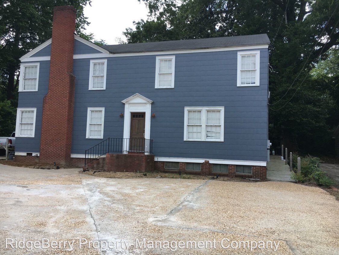 1902 Turner McCall Blvd Unit Apt. B, Rome, GA 30161 Room for Rent in Rome, GA