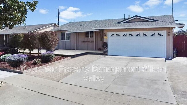 Foto del edificio - 3350 Denton Way