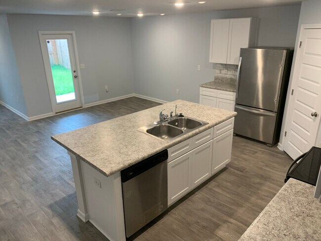 Foto del edificio - 4792 Loblolly Way