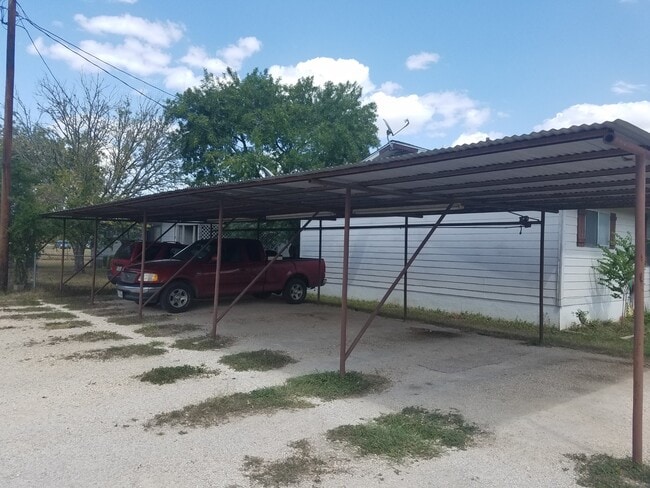Foto del edificio - 1104 Hickory St