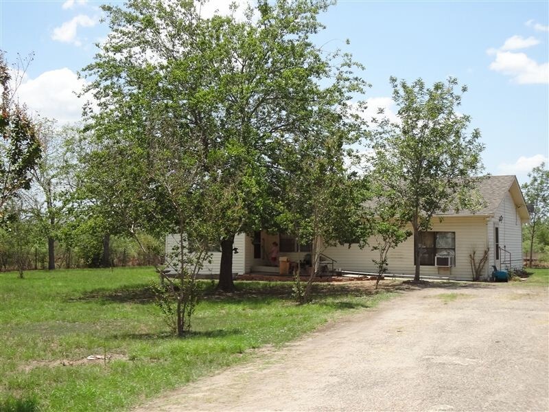 Foto principal - 2 br, 1 bath House - 1888 FM 1696