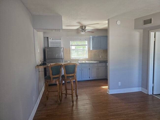 Building Photo - 2590 First St