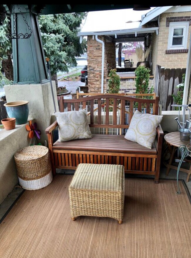 Foto del edificio - 2621 N Columbine St