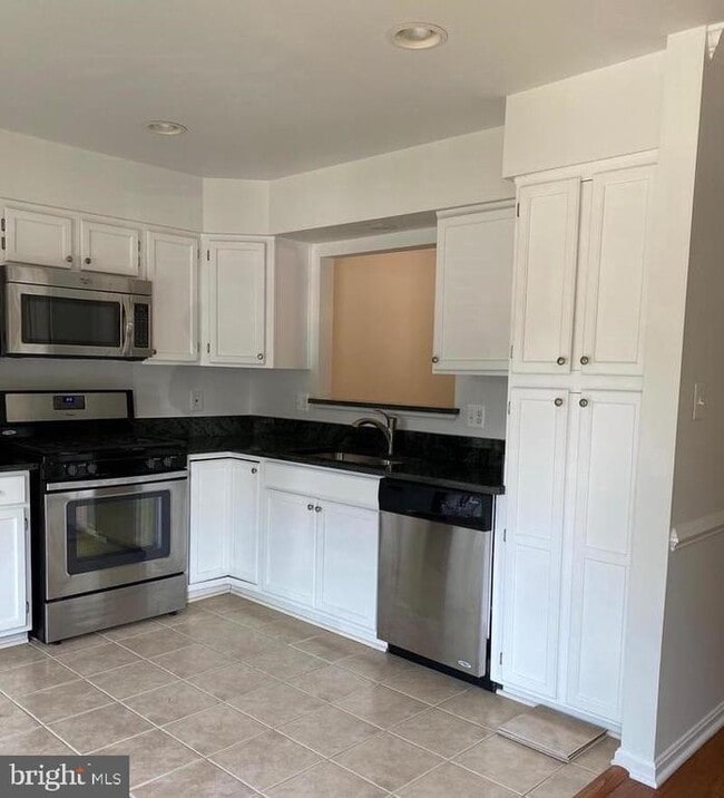 Foto del edificio - 14564 Woodgate Manor Cir