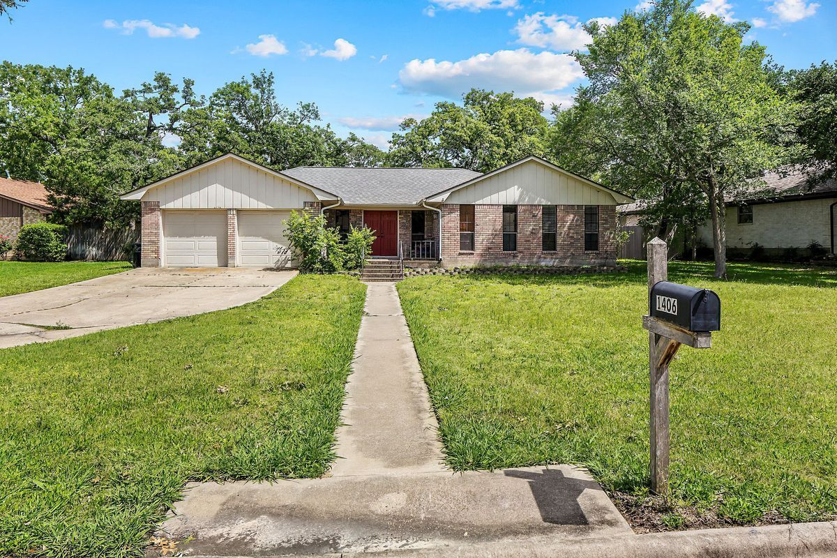 Foto principal - 1406 Angelina Cir