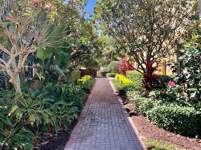 Foto del edificio - 8078 Moonstone Dr
