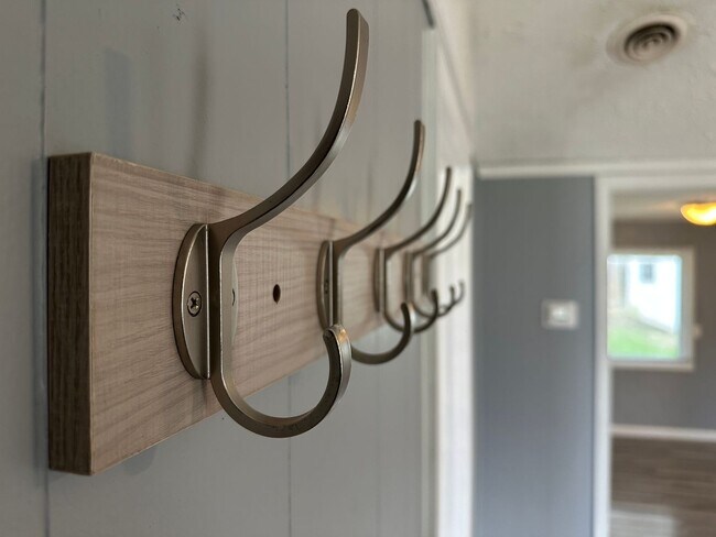 Foto del edificio - Your Yorktown Home Base | Love Coming Home
