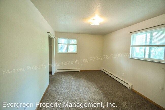 Building Photo - 1 br, 1 bath Apartment - 919 James Ct.