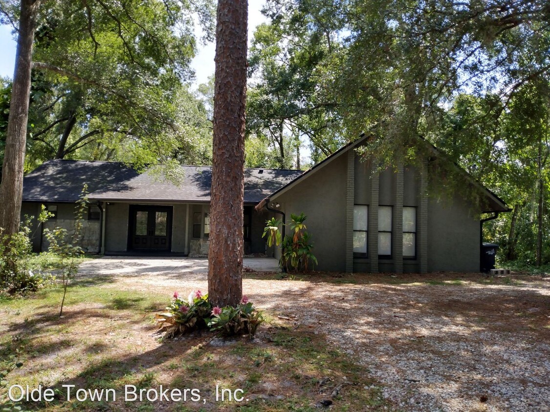 Primary Photo - 3 br, 3 bath House - 606 E Orange Street