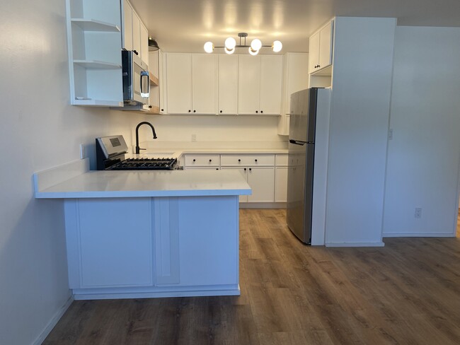Kitchen: brand new - 3642 Eagle Rock Blvd