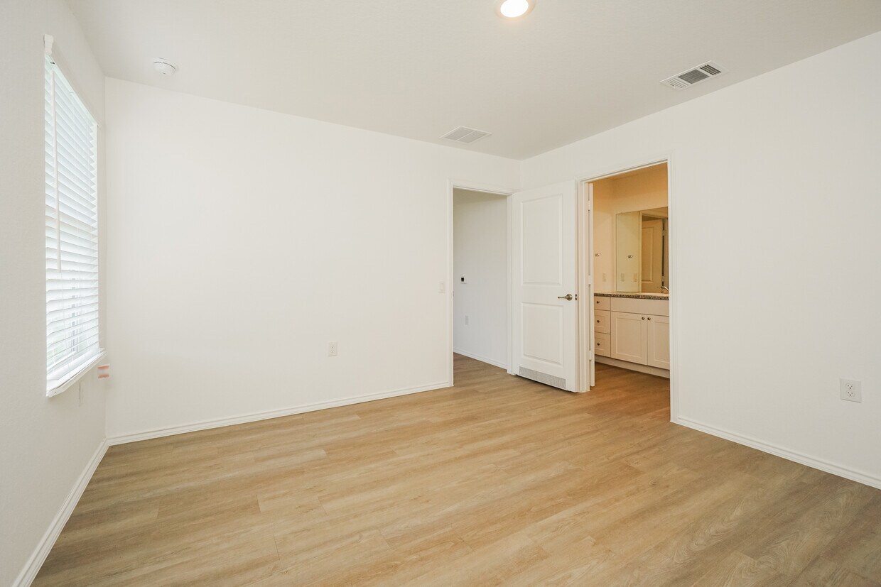 11934 Cink Dr, San Antonio, TX 78221 | Apartments.com
