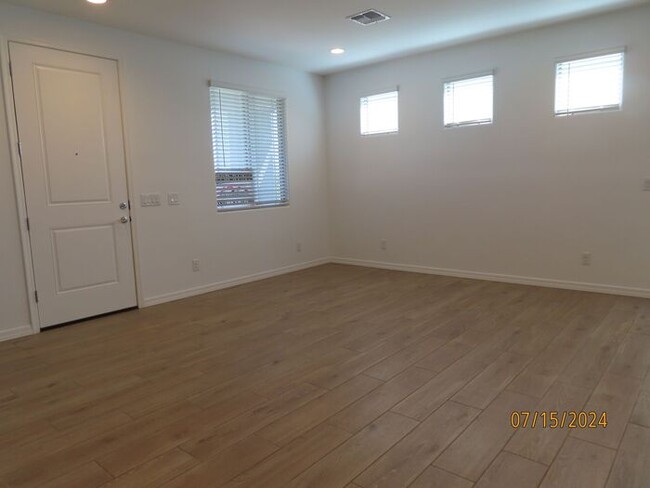 Foto del edificio - Brand New 3 Bedroom 2.5 Bath Home
