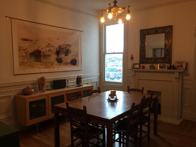 Dining Room - 57 Montezuma St