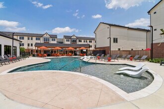 Building Photo - Amplify Tomball