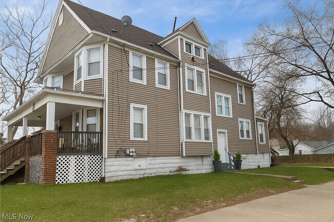 Foto del edificio - 1314 Lakeshore Blvd