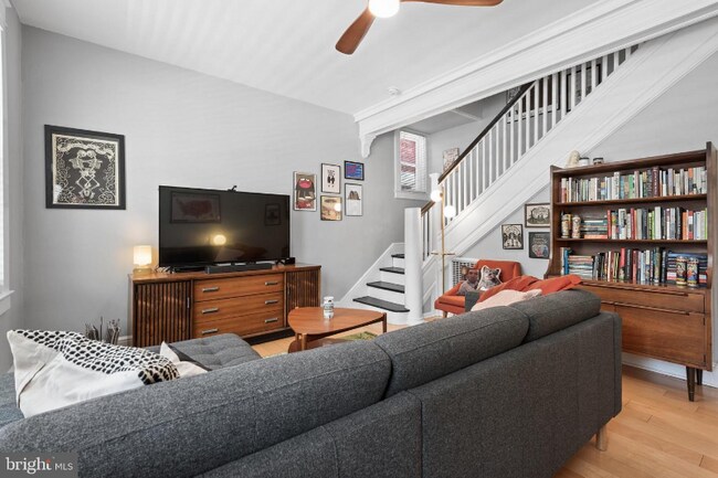 Foto del edificio - 153 E Ross St