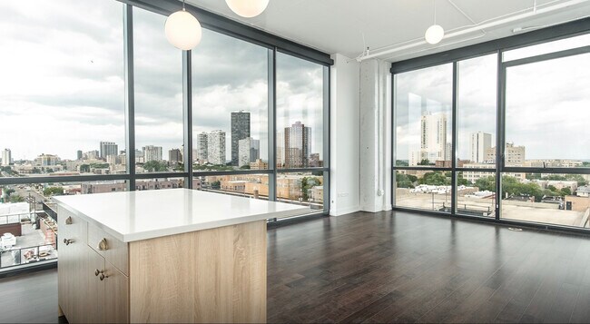 Foto del edificio - 5046 N Broadway