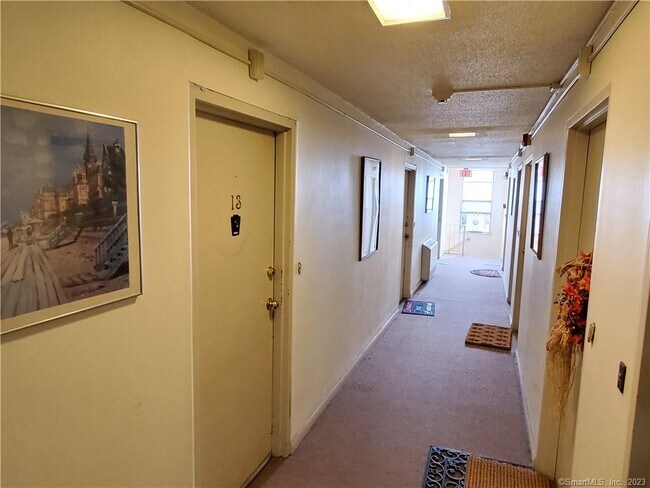 Foto del edificio - 25 Ellsworth St