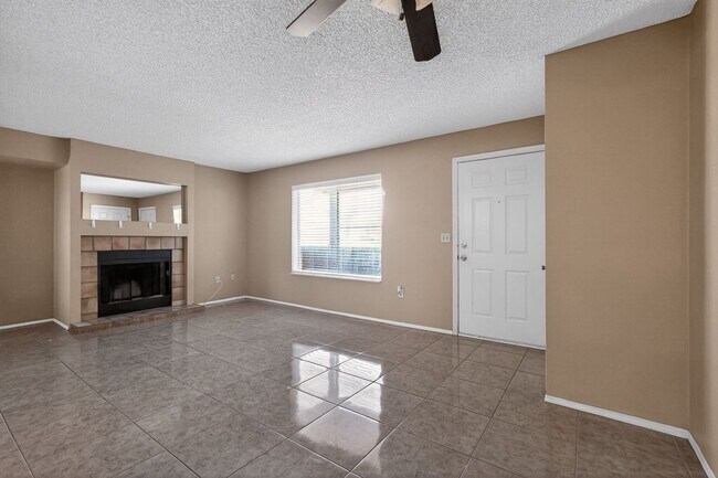 Foto del edificio - 1645 W Baseline Rd