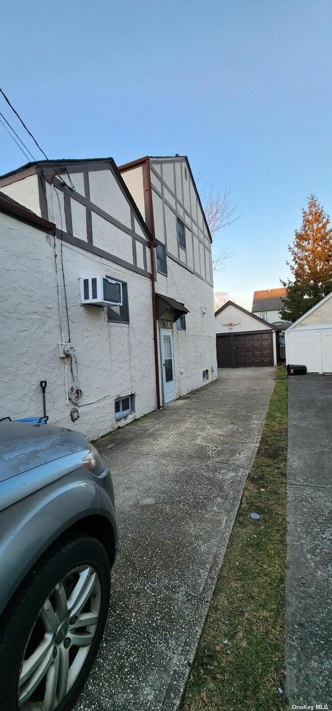 Foto del edificio - 231 Spruce St