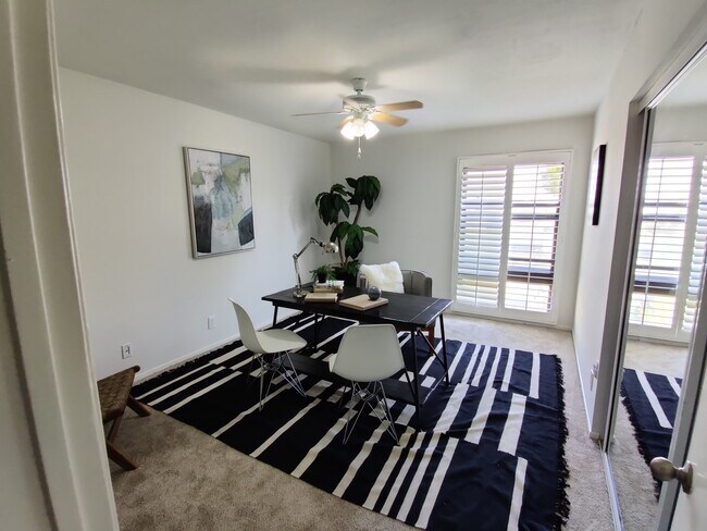 Foto del edificio - 7765 W 91st St