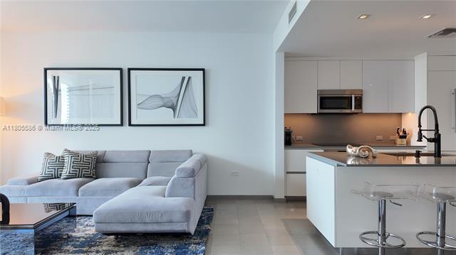 Foto del edificio - 68 SE 6th St
