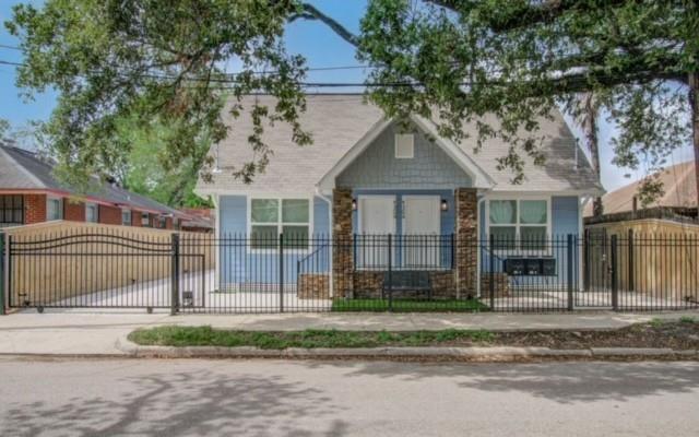 Foto principal - 304 Eastwood St