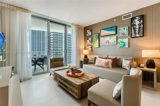 Building Photo - 4111 S Ocean Dr