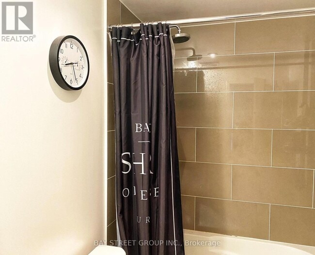 Building Photo - 88 Harbour St