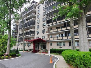 Building Photo - 80 Cartright St