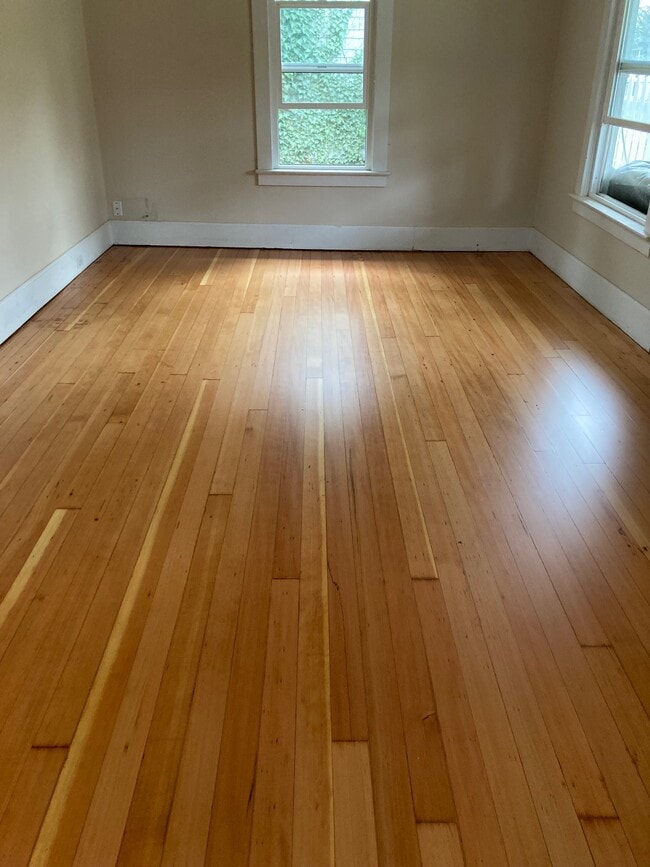 Living room - 1728 Division St