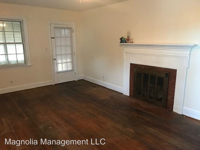 Building Photo - 3 br, 1 bath House - 106 Snipes St.