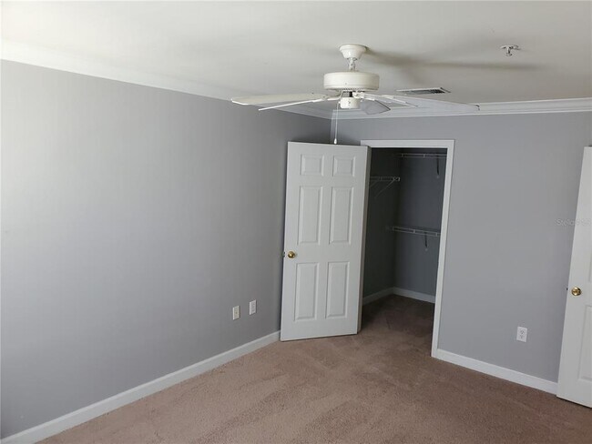 Building Photo - 18113 Back Stretch Ln
